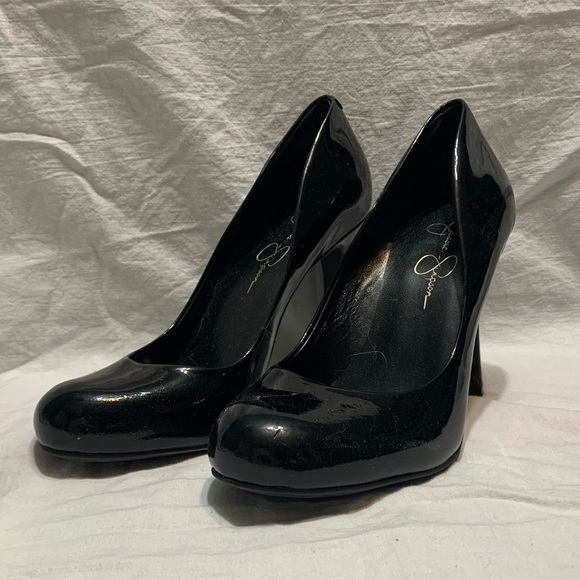 Jessica Simpson round toe heels - Picture 2 of 8